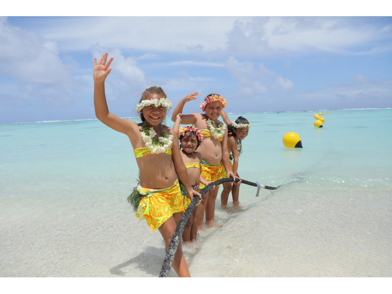 Cable landing day - Aitutaki